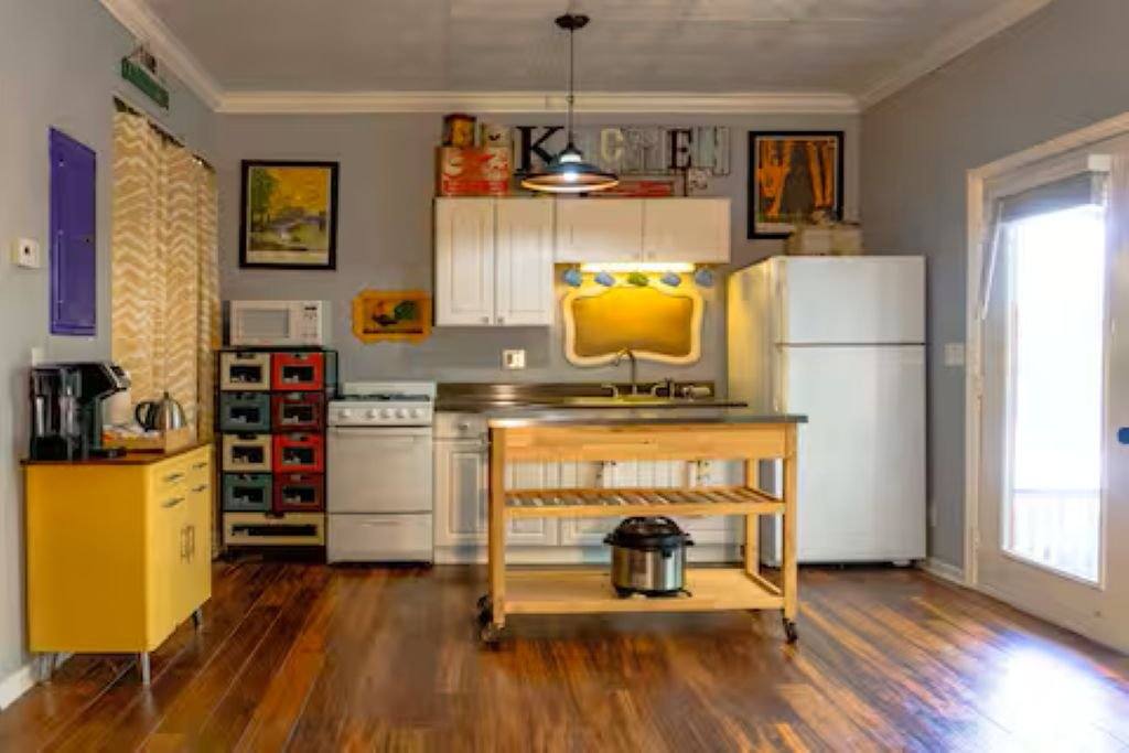 Apartment for rent at 1708 Natchez Trace B, Nashville, TN 37212
