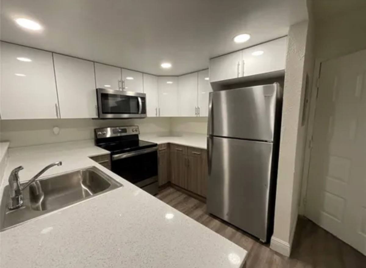 Apartment for rent at 19455 NE 10th Ave #101, Miami, FL 33179