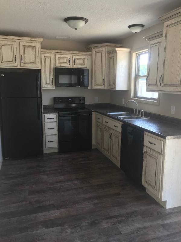 Townhouse for rent at 256 E Outer Rd, Poplar Bluff, MO 63901