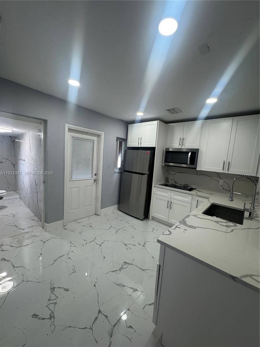 House for rent at 1171 NE 161st Terrace, Miami, FL 33162