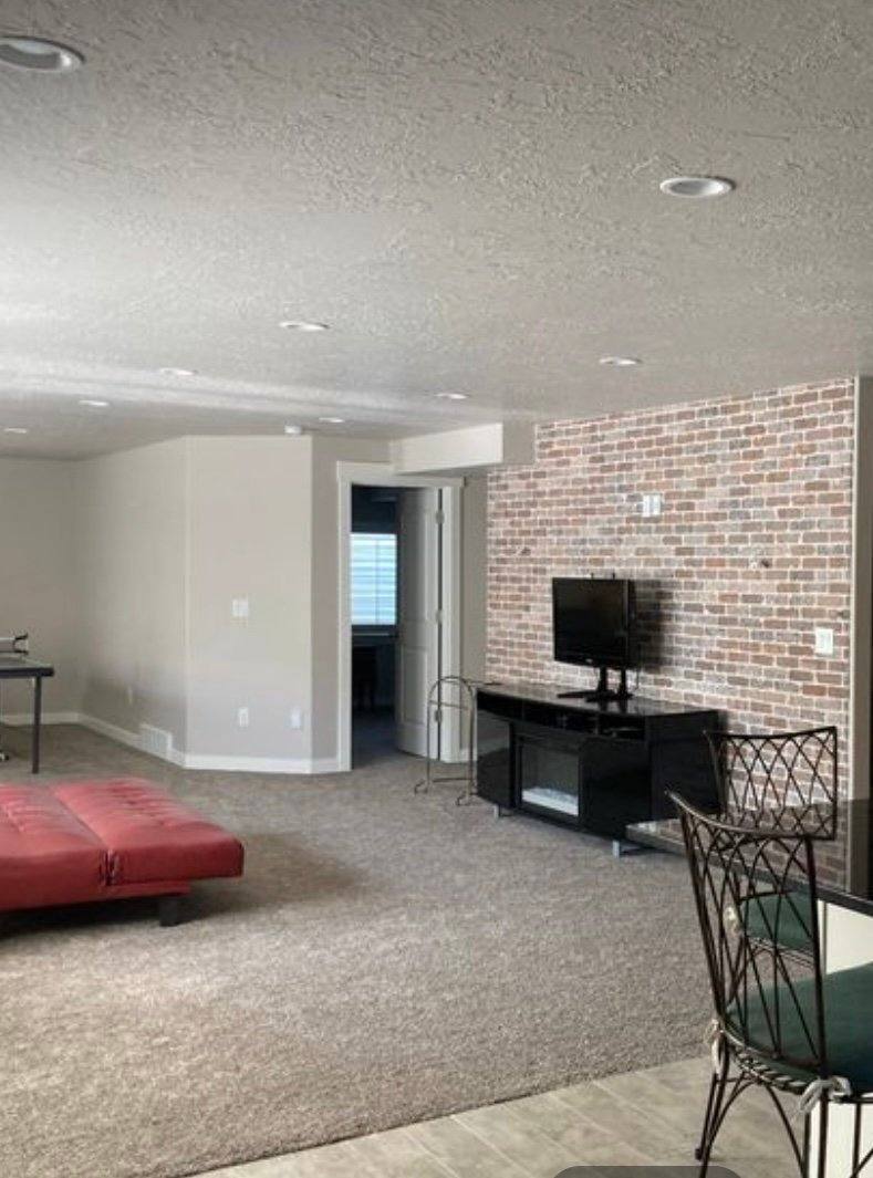Apartment for rent at 1703 N Lyndi Lane, Saratoga Springs, UT 84045