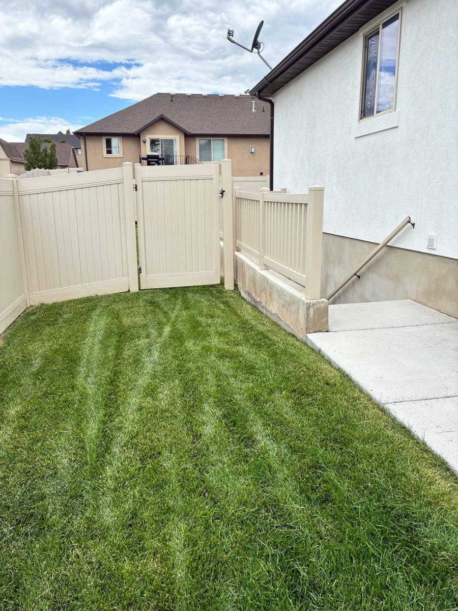 Apartment for rent at 1703 N Lyndi Lane, Saratoga Springs, UT 84045