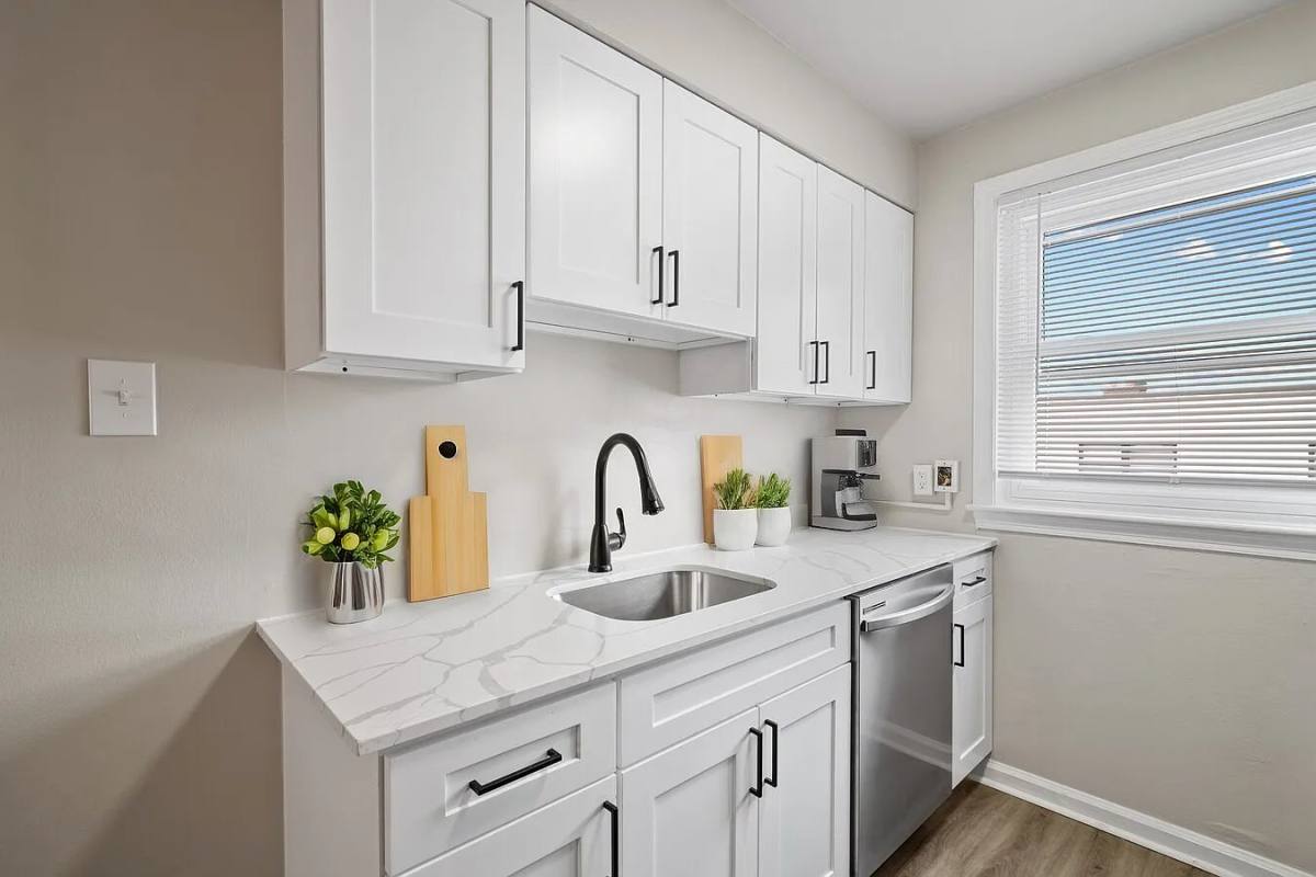Apartment for rent at 7901 Roosevelt Blvd #B02, Philadelphia, PA 19152