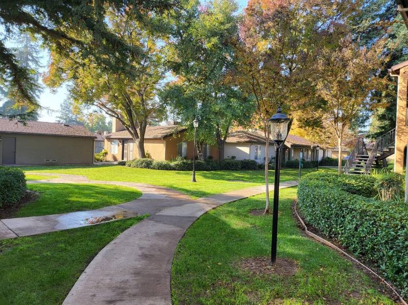 Condo for rent at 5145 E Lane Ave #131, Fresno, CA 93705