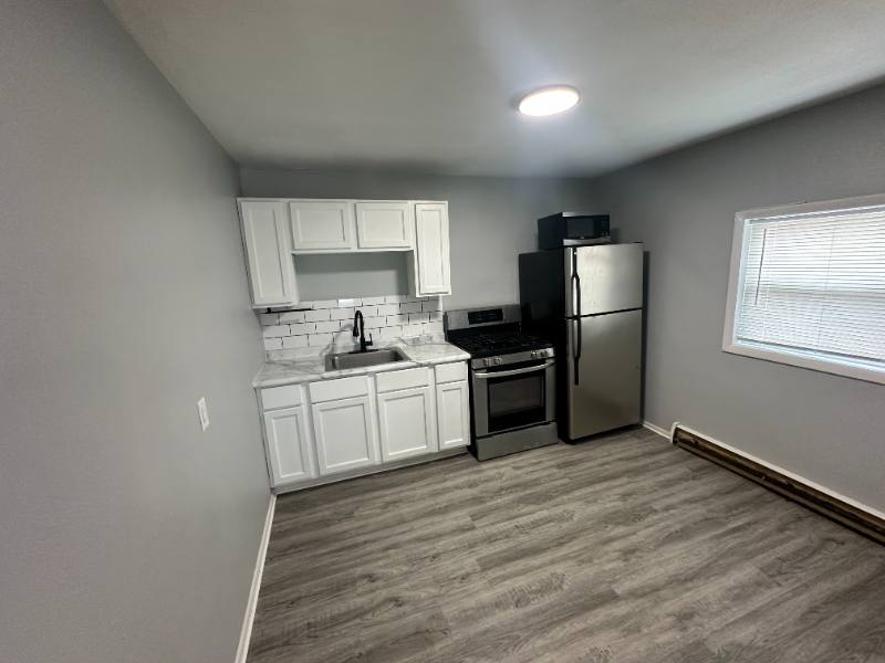 Apartment for rent at 260 S Jefferson St #4, Berne, IN 46711