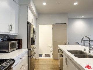 Townhouse for rent at 2111 N Cahuenga Blvd #2, Los Angeles, CA 90068