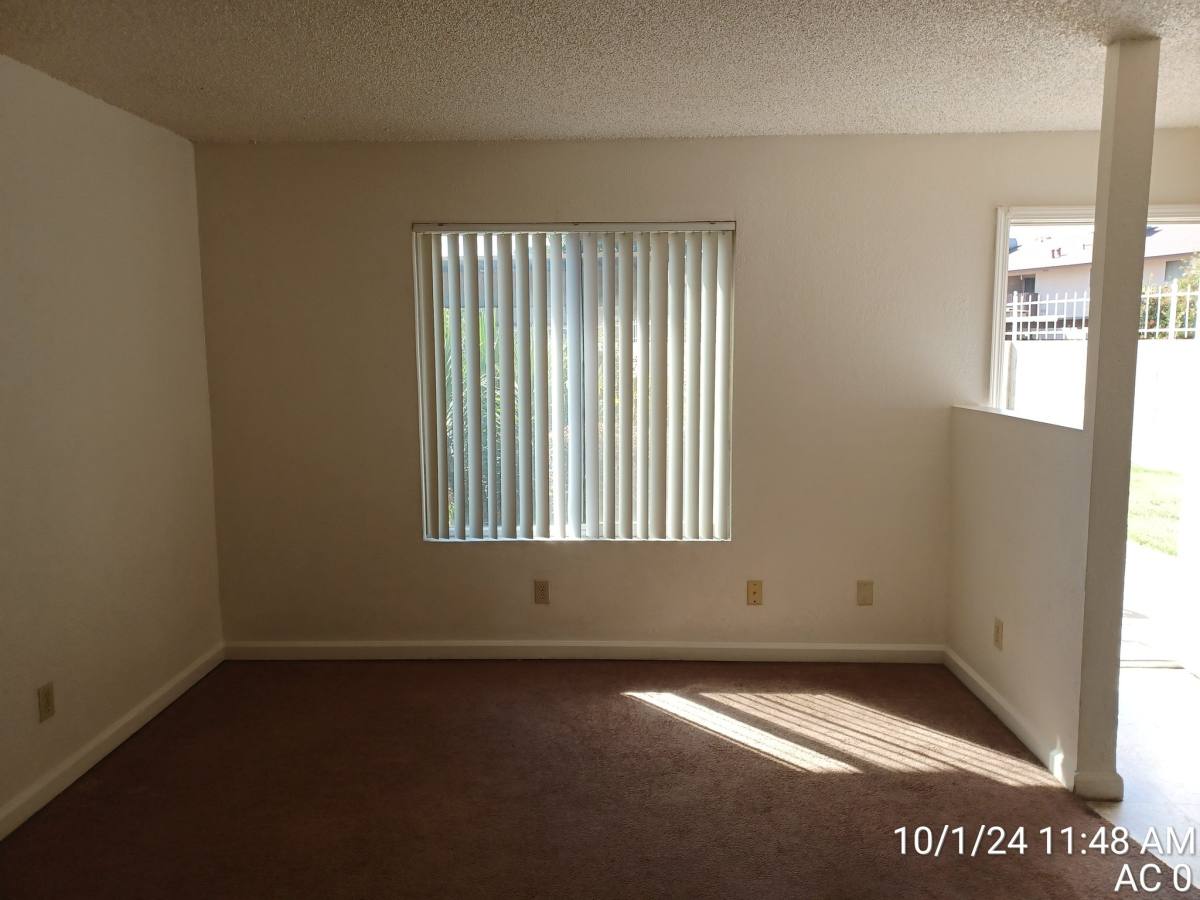 Townhouse for rent at 202 W Dakota, Ave #108, Fresno, CA 93705