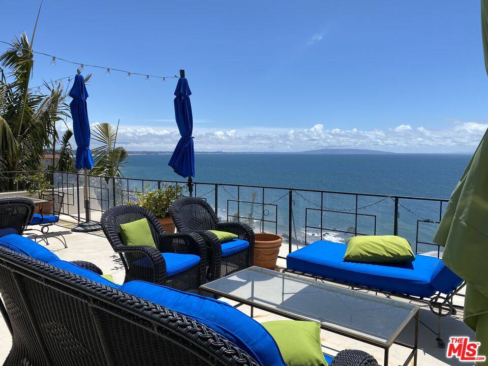 House for rent at 18139 Coastline Dr #4, Malibu, CA 90265