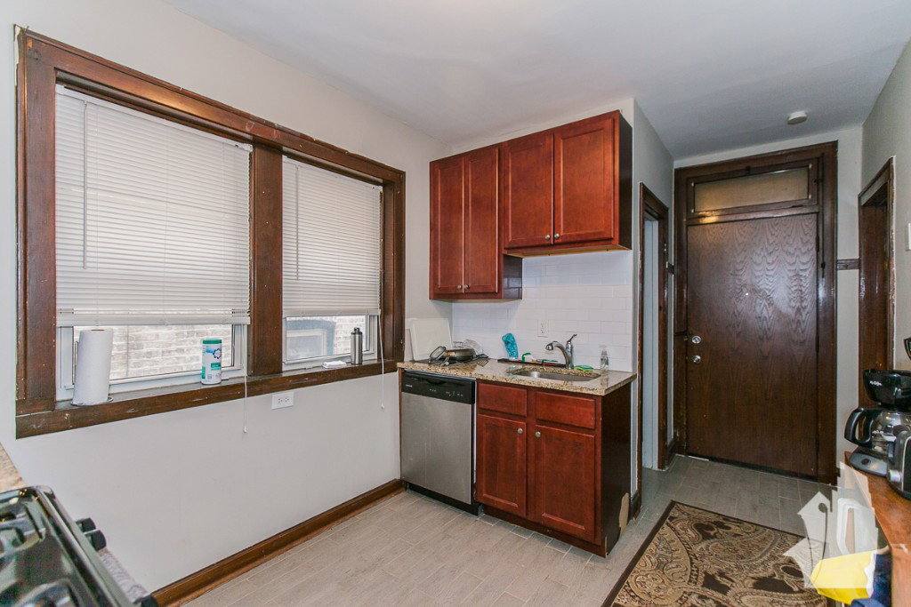 Apartment for rent at 3511 N Damen Ave #1, Chicago, IL 60618