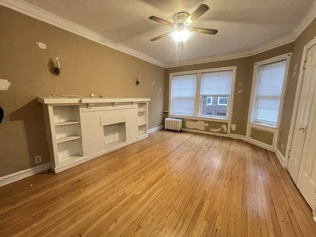 Apartment for rent at 827 W Cornelia Ave #1S, Chicago, IL 60657