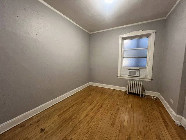 Apartment for rent at 827 W Cornelia Ave #1S, Chicago, IL 60657