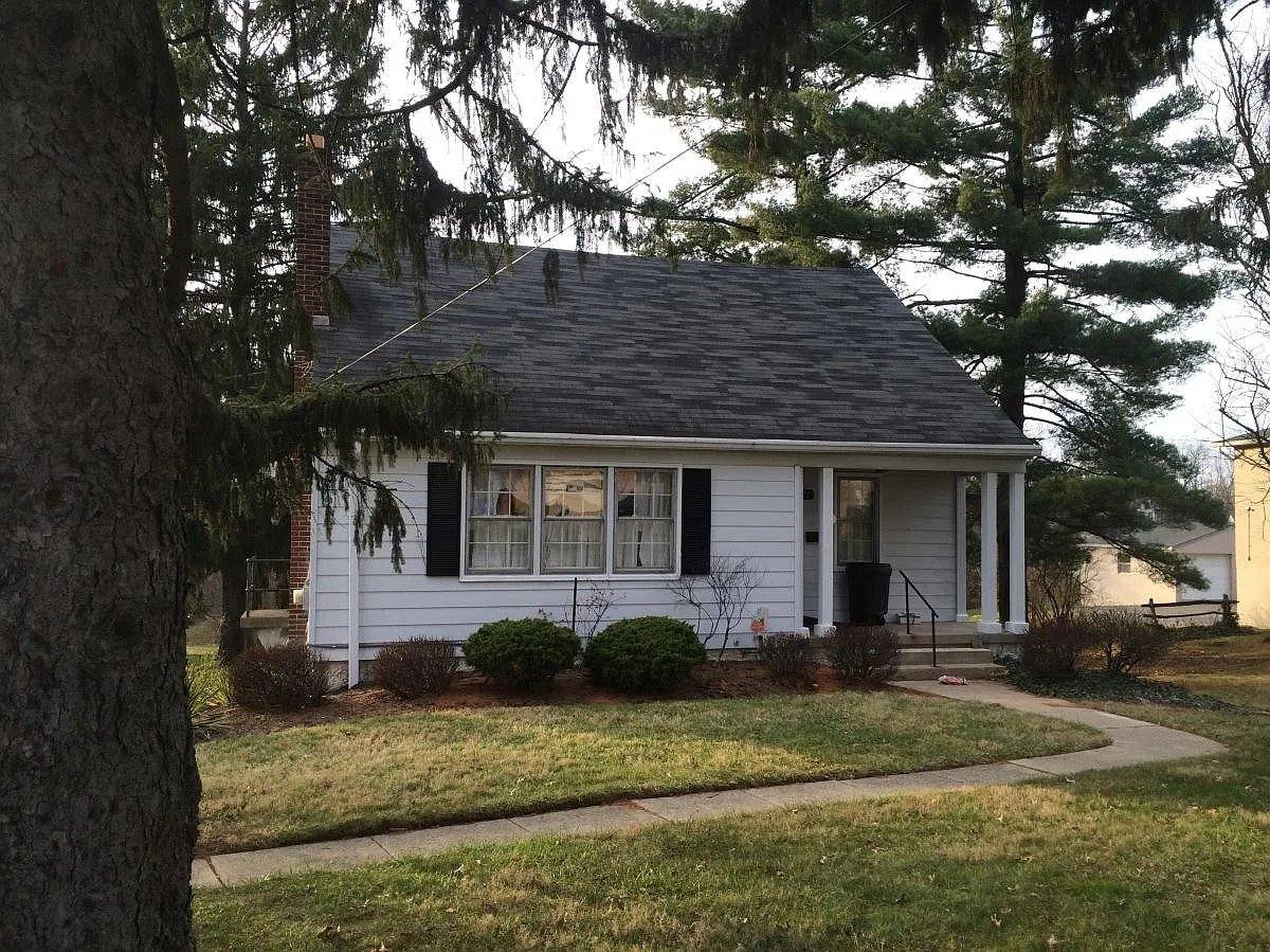 House for rent at 7771 Cheviot Ave, Cincinnati, OH 45247