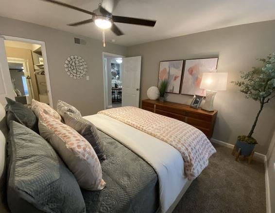 Apartment for rent at 10901 Meadowglen Lane #317B, Houston, TX 77042