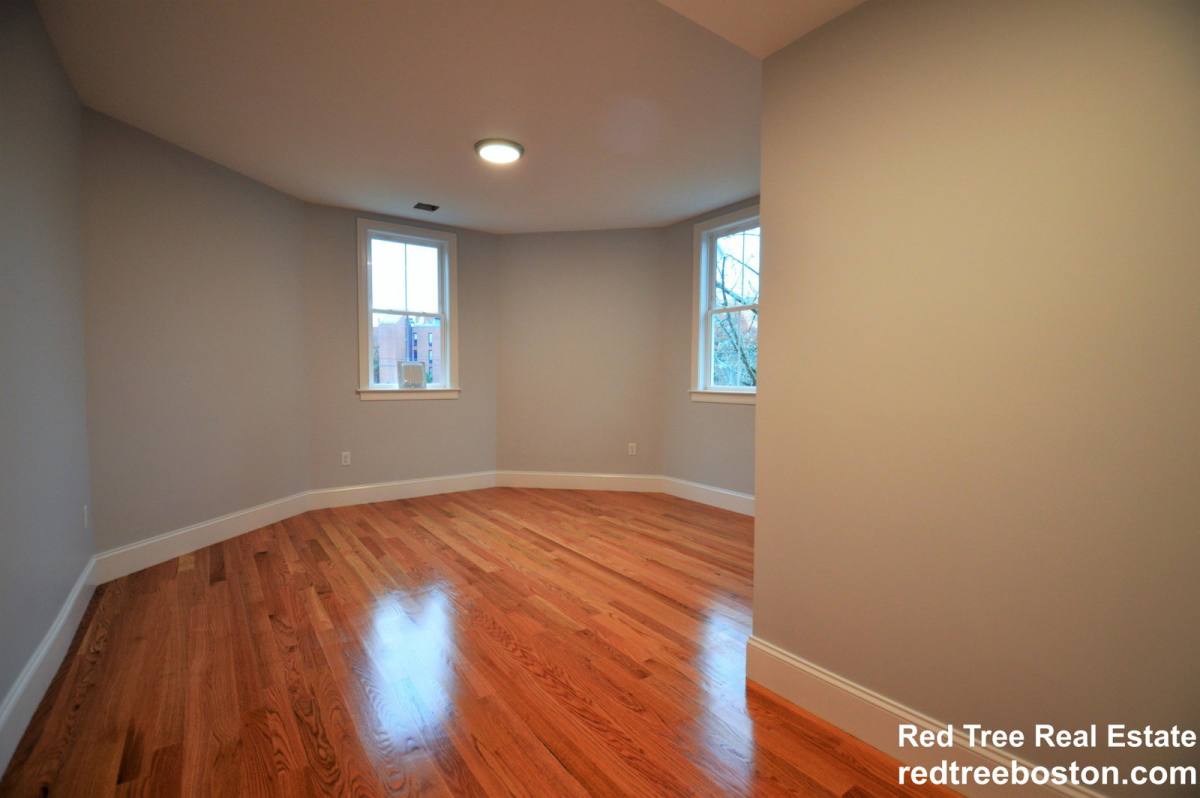 Apartment for rent at 18 Murdock St #U10, Brighton, MA 02135