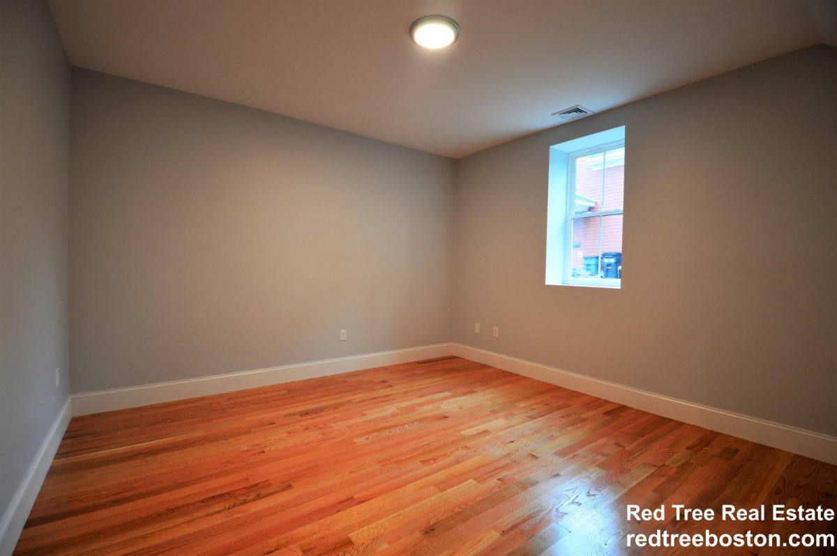 Apartment for rent at 18 Murdock St #U4, Brighton, MA 02135