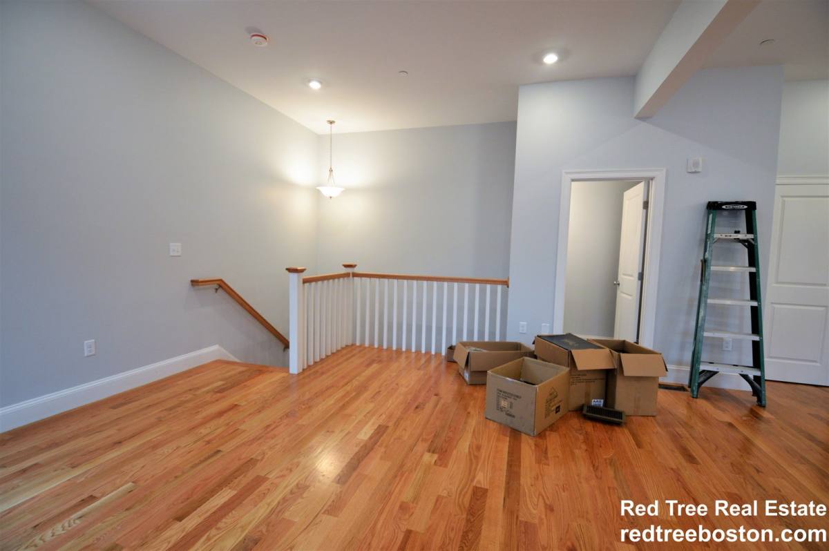 Apartment for rent at 18 Murdock St #U4, Brighton, MA 02135