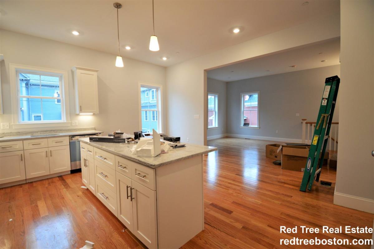 Apartment for rent at 18 Murdock St #U4, Brighton, MA 02135