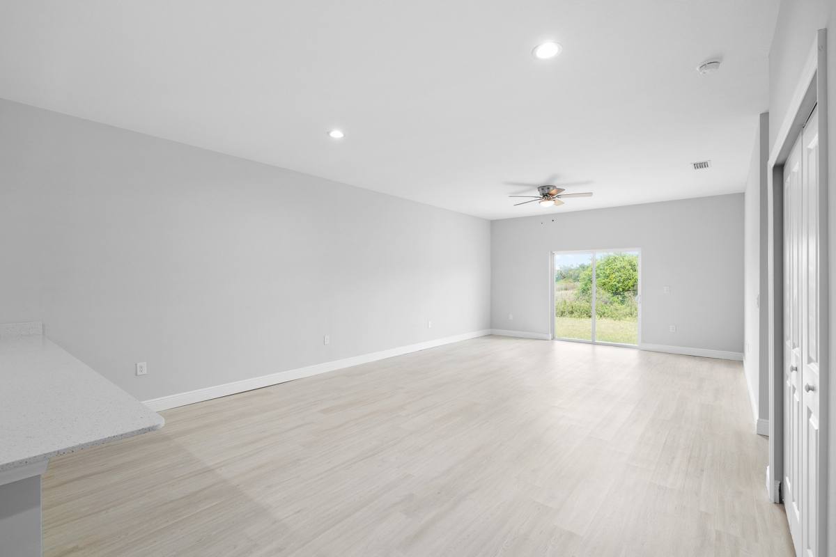 Apartment for rent at 10026 Cocoa Beach St, Port Charlotte, FL 33981