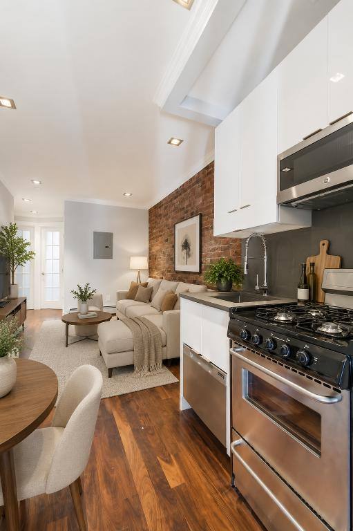 Apartment for rent at 124 Ridge St #4, New York, NY 10002