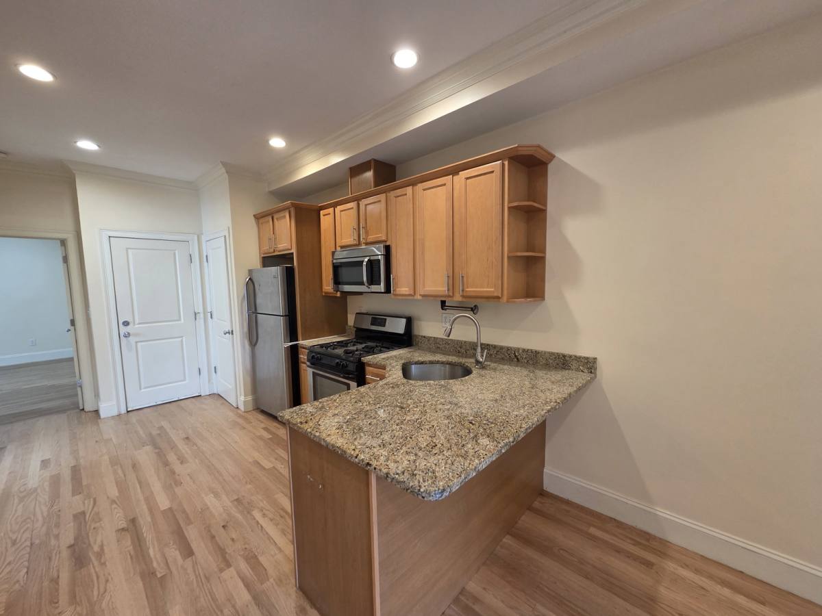 Apartment for rent at 27 Lothrop St, Brighton, MA 02135