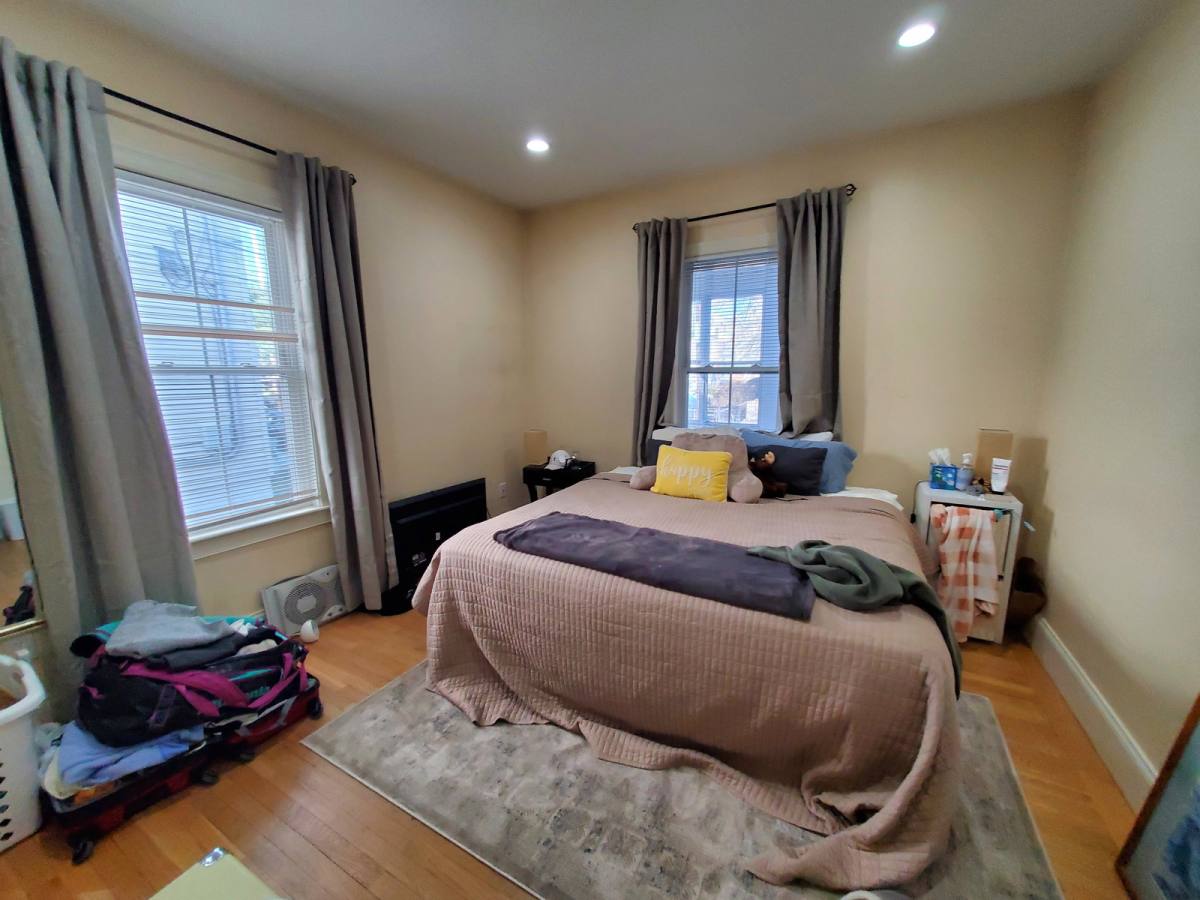Apartment for rent at 27 Lothrop St, Brighton, MA 02135