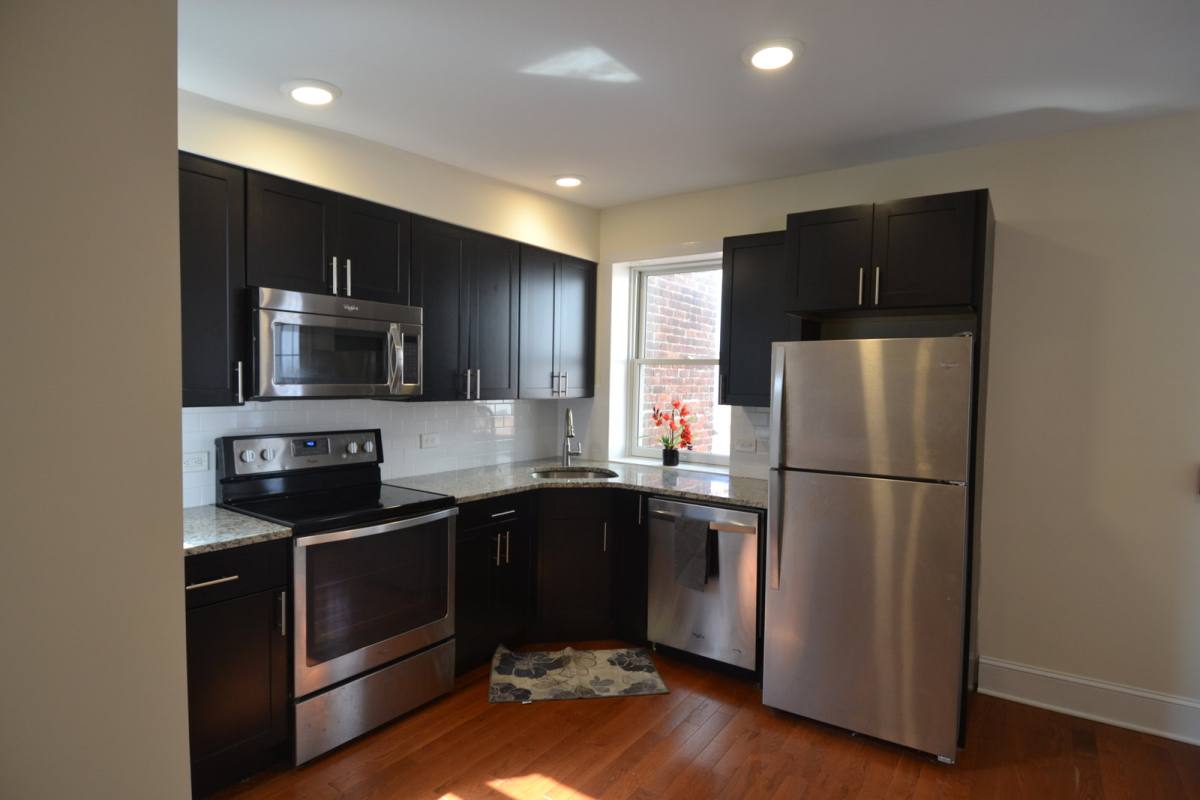 Apartment for rent at 1949 Locust St #4, Philadelphia, PA 19103