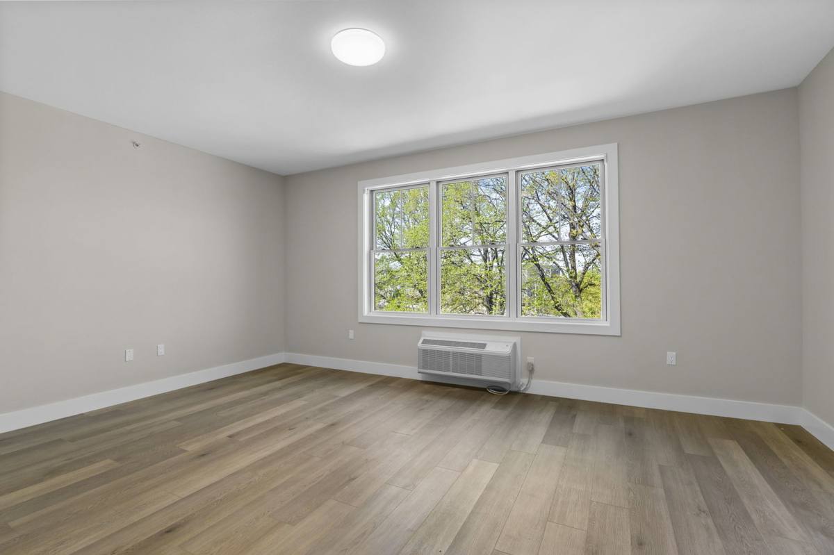 Apartment for rent at 2021 Jones Rd #104, Fort Lee, NJ 07024
