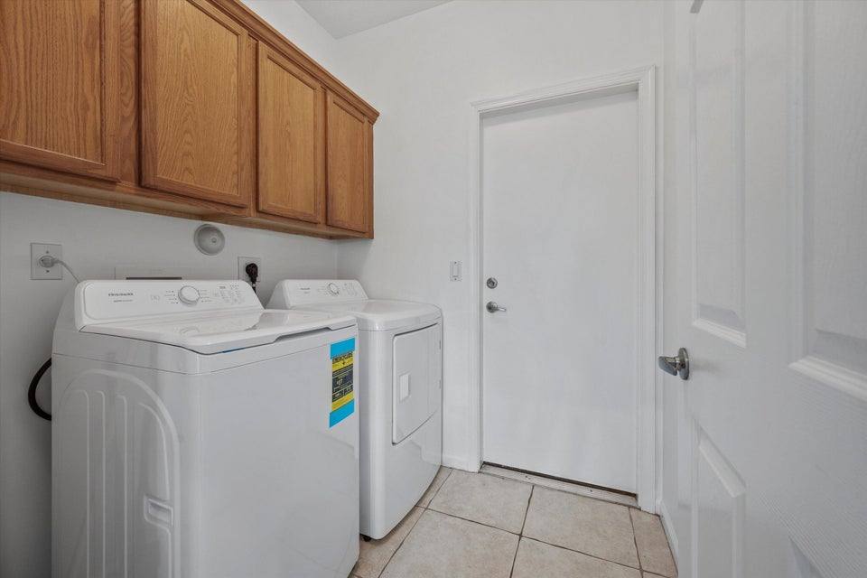 House for rent at 106 Fernwood Crescent, West Palm Beach, FL 33411
