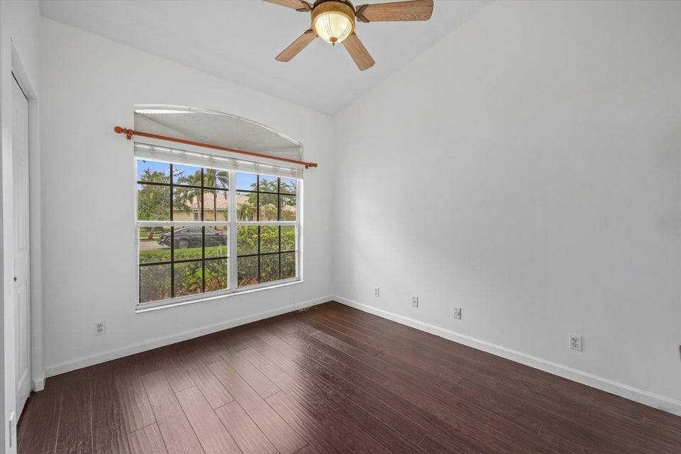 House for rent at 106 Fernwood Crescent, West Palm Beach, FL 33411