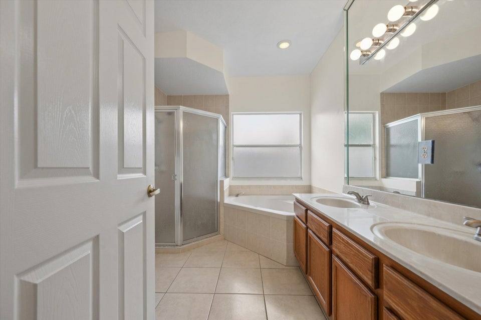 House for rent at 106 Fernwood Crescent, West Palm Beach, FL 33411