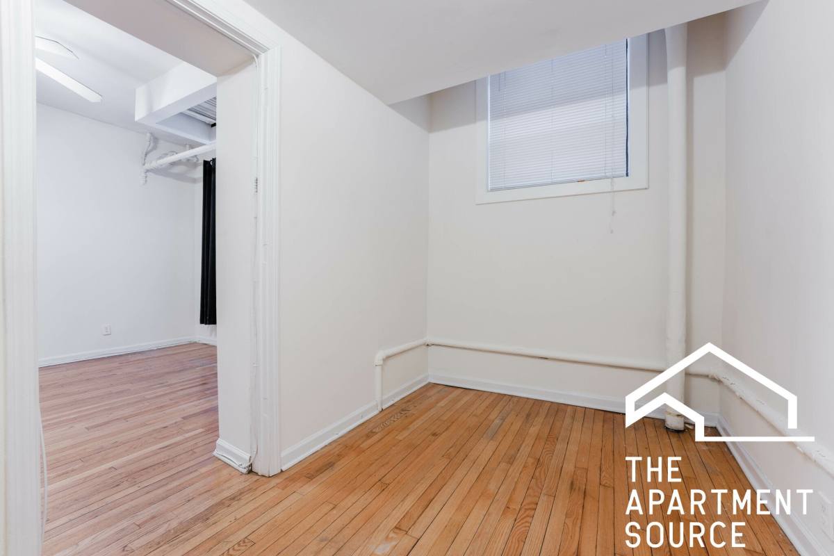 Apartment for rent at 638 W Arlington Place #55G, Chicago, IL 60614