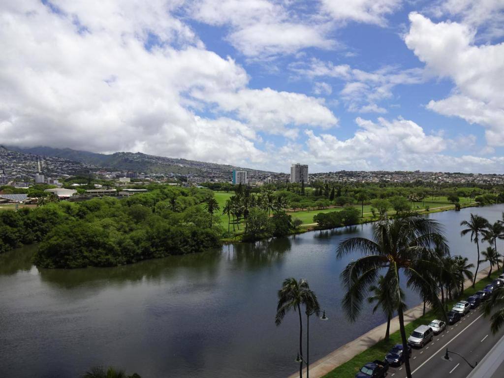 Apartment for rent at 2211 Ala Wai Blvd #908, Honolulu, HI 96815