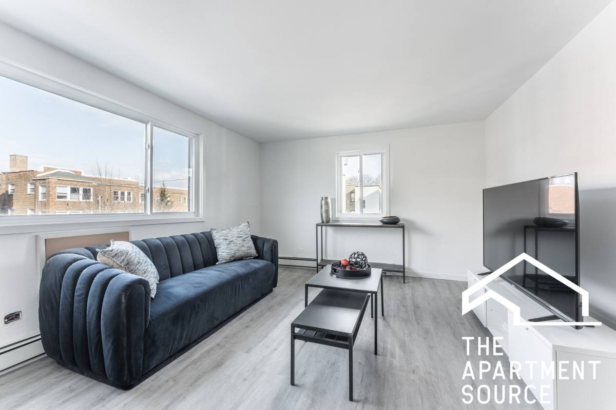 Apartment for rent at 7621 N Sheridan Rd #3C, Chicago, IL 60626