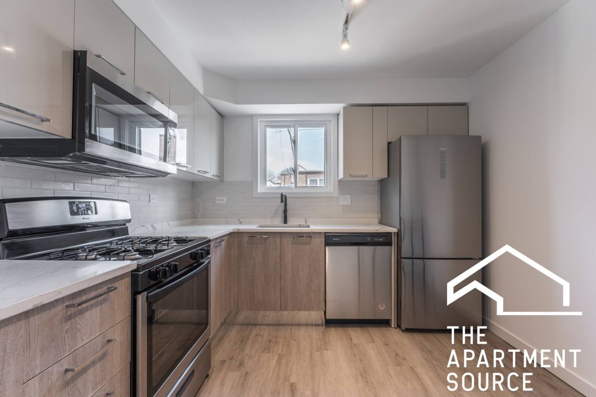 Apartment for rent at 7621 N Sheridan Rd #3C, Chicago, IL 60626