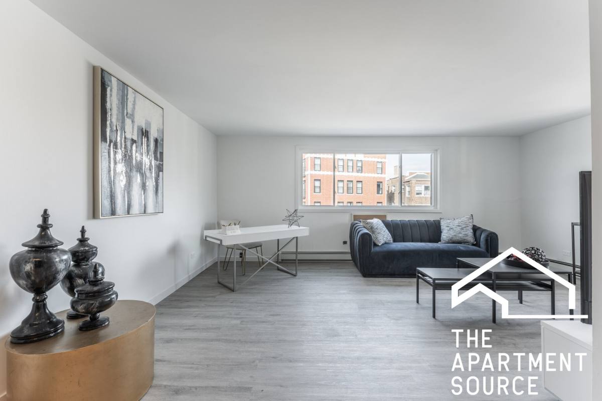 Apartment for rent at 7621 N Sheridan Rd #3C, Chicago, IL 60626