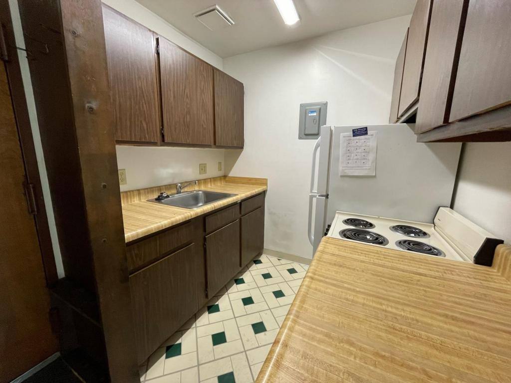 Apartment for rent at 1212 D St #10, Lincoln, NE 68502