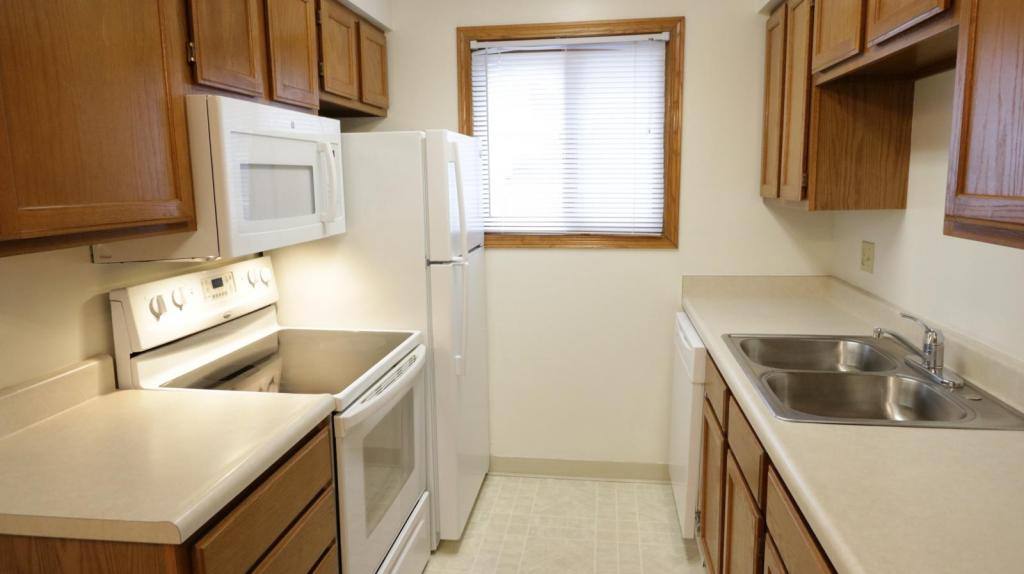 Apartment for rent at 1027 H St #11, Lincoln, NE 68508