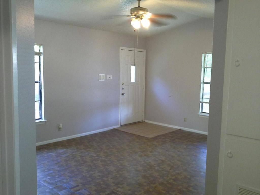Townhouse for rent at 8448 Dixon Ridge, San Antonio, TX 78239