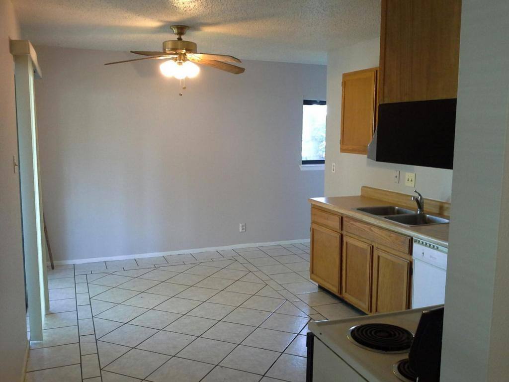 Townhouse for rent at 8448 Dixon Ridge, San Antonio, TX 78239