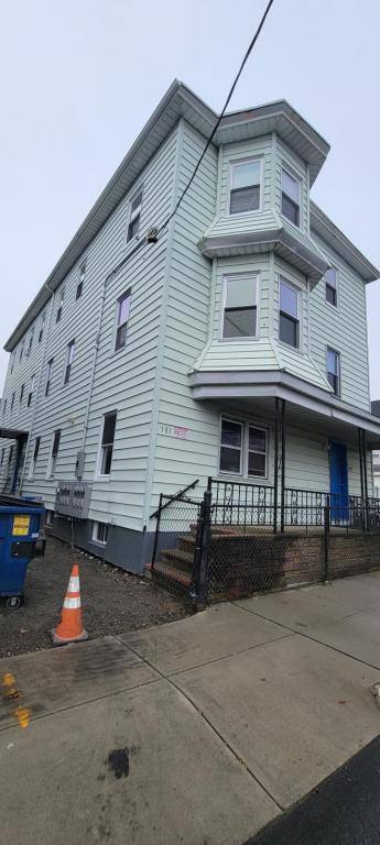 Apartment for rent at 297-301 Flint St, Fall River, MA 02723