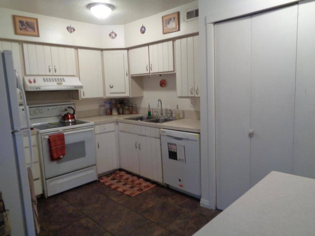Townhouse for rent at 3922 Lamplighter Way, Ogden, UT 84405