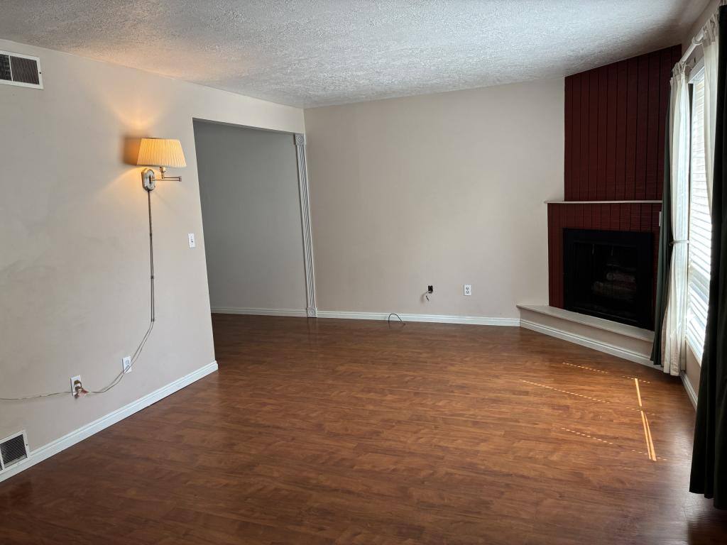 Townhouse for rent at 3922 Lamplighter Way, Ogden, UT 84405