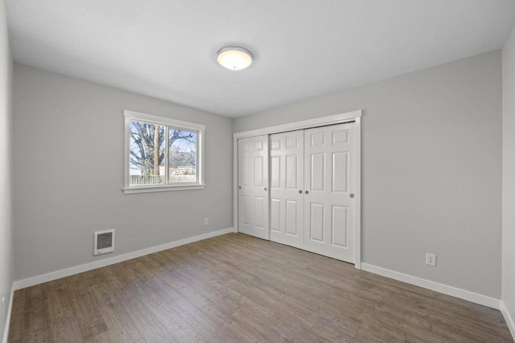 Apartment for rent at 920 W Entiat Ave #B, Kennewick, WA 99336