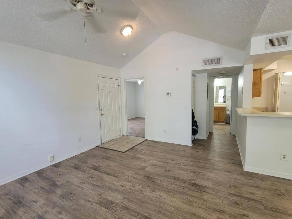 Condo for rent at 1021 S Hiawassee Rd, Orlando, FL 32835