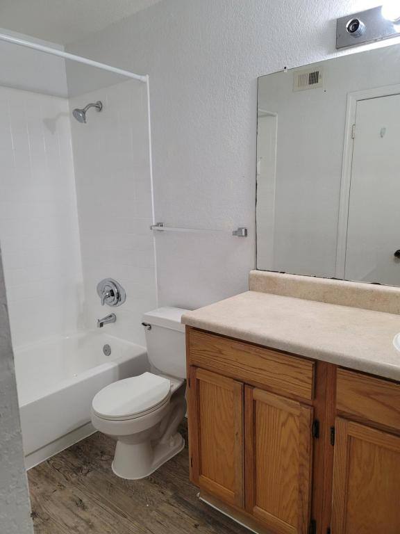 Condo for rent at 1021 S Hiawassee Rd, Orlando, FL 32835