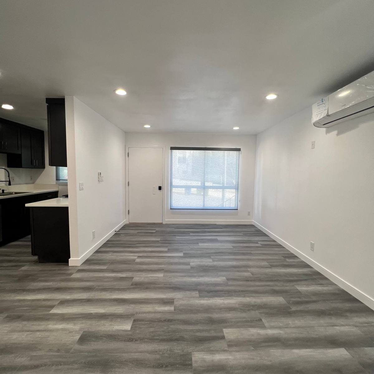 Apartment for rent at 900 W College St #4, Los Angeles, CA 90012
