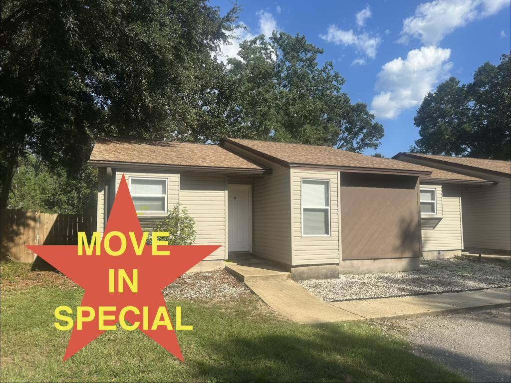 Apartment for rent at 11620 Chemstrand Rd #16, Pensacola, FL 32514
