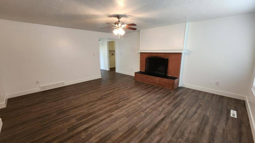 House for rent at 5774 S 2200 W, Roy, UT 84067