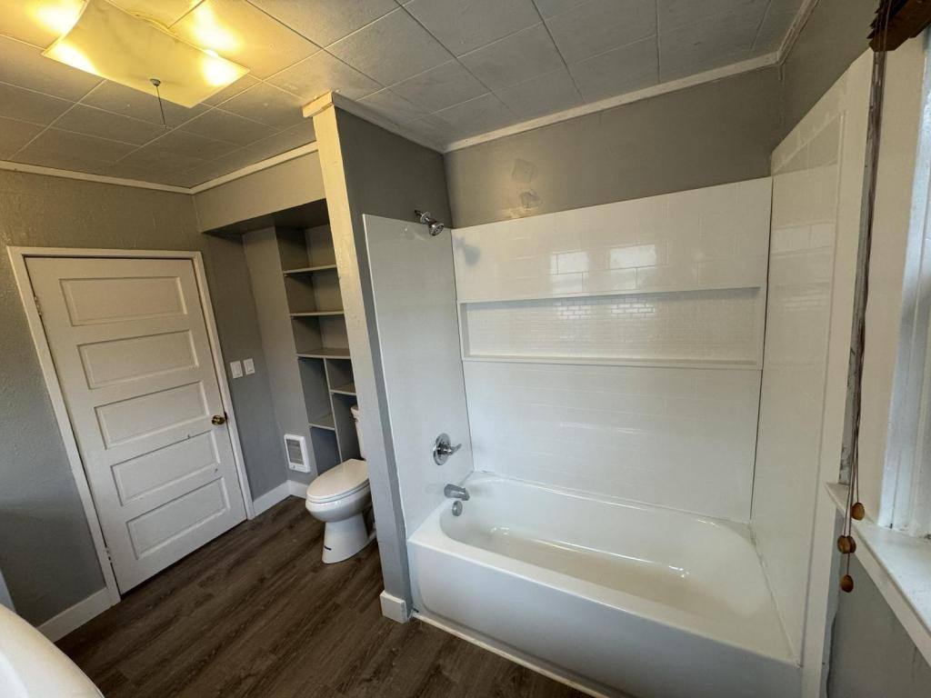 Apartment for rent at 1302 8th St, La Grande, OR 97850