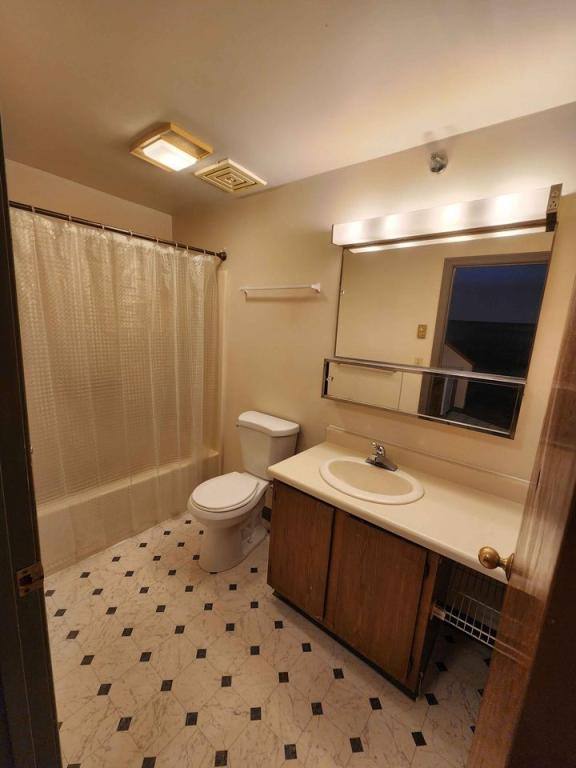 Apartment for rent at 19 Wood St, Lewiston, ME 04240